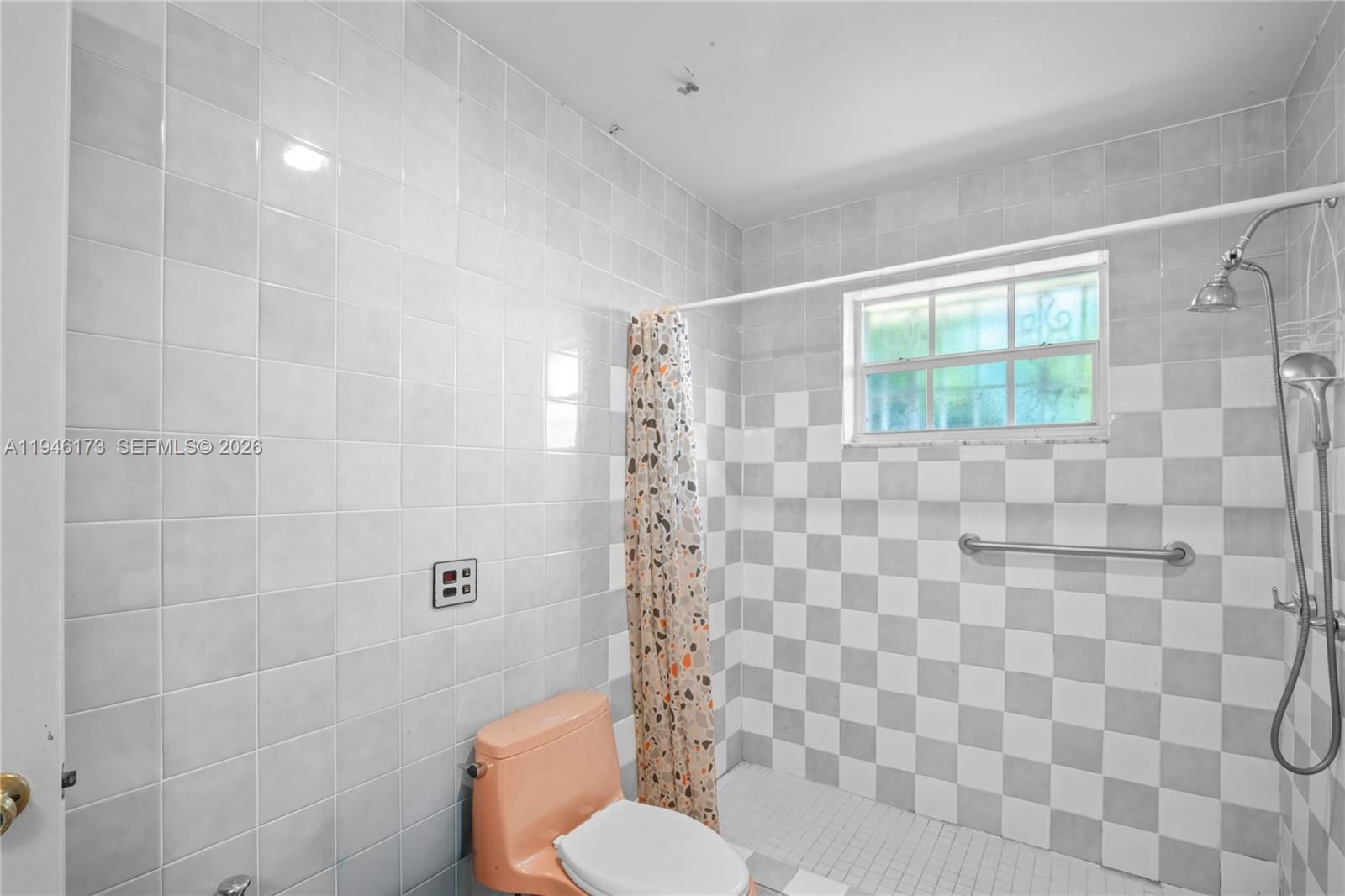Real estate property located at 9730 44th St, Miami-dade, Tropical Ests, Miami, FL