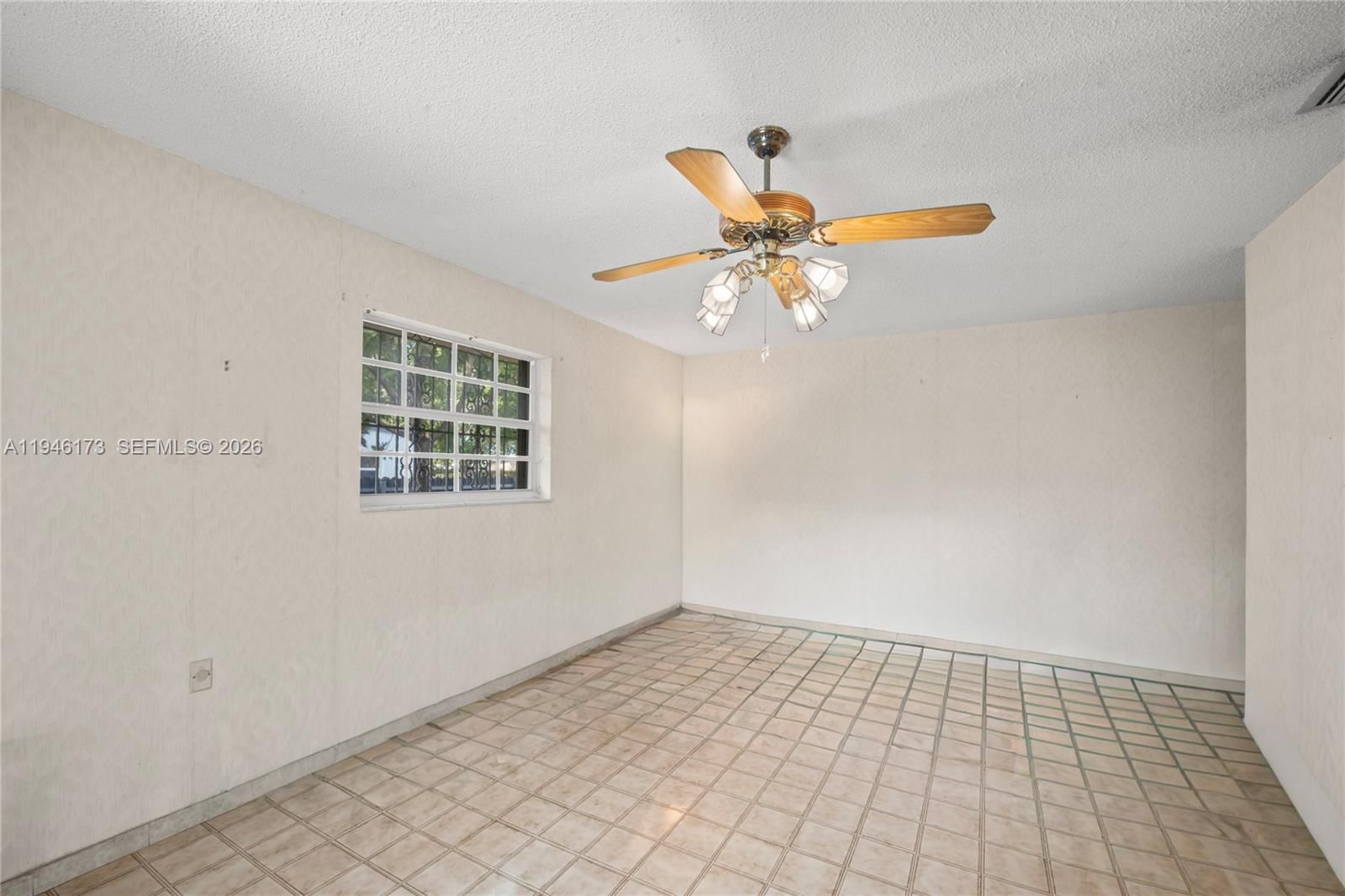 Real estate property located at 9730 44th St, Miami-dade, Tropical Ests, Miami, FL
