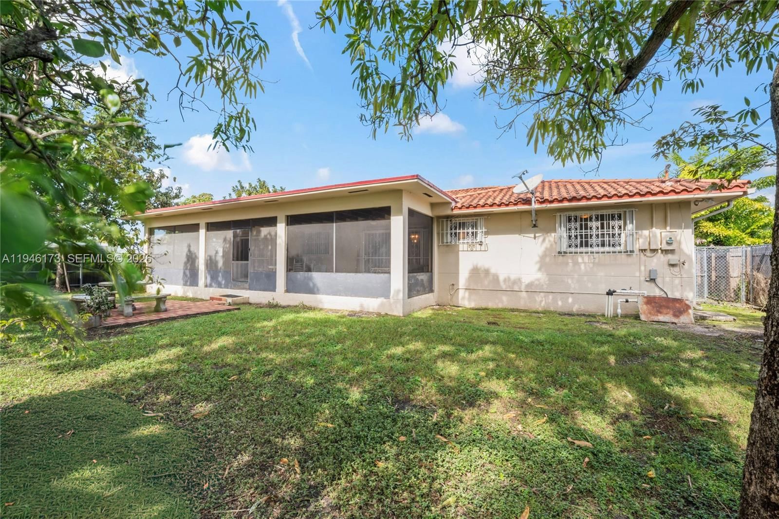 Real estate property located at 9730 44th St, Miami-dade, Tropical Ests, Miami, FL