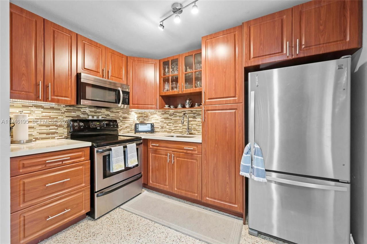 Real estate property located at 766 36th St, Miami-dade, Hialeah 14 Addn, Hialeah, FL