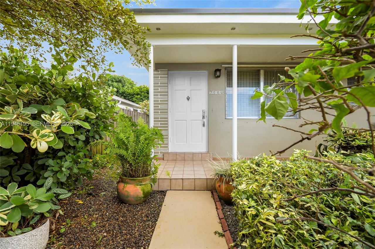 Real estate property located at 766 36th St, Miami-dade, Hialeah 14 Addn, Hialeah, FL