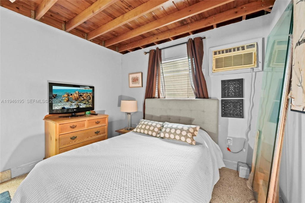 Real estate property located at 766 36th St, Miami-dade, Hialeah 14 Addn, Hialeah, FL
