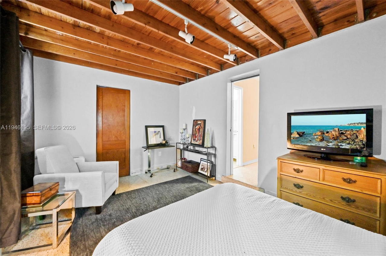 Real estate property located at 766 36th St, Miami-dade, Hialeah 14 Addn, Hialeah, FL