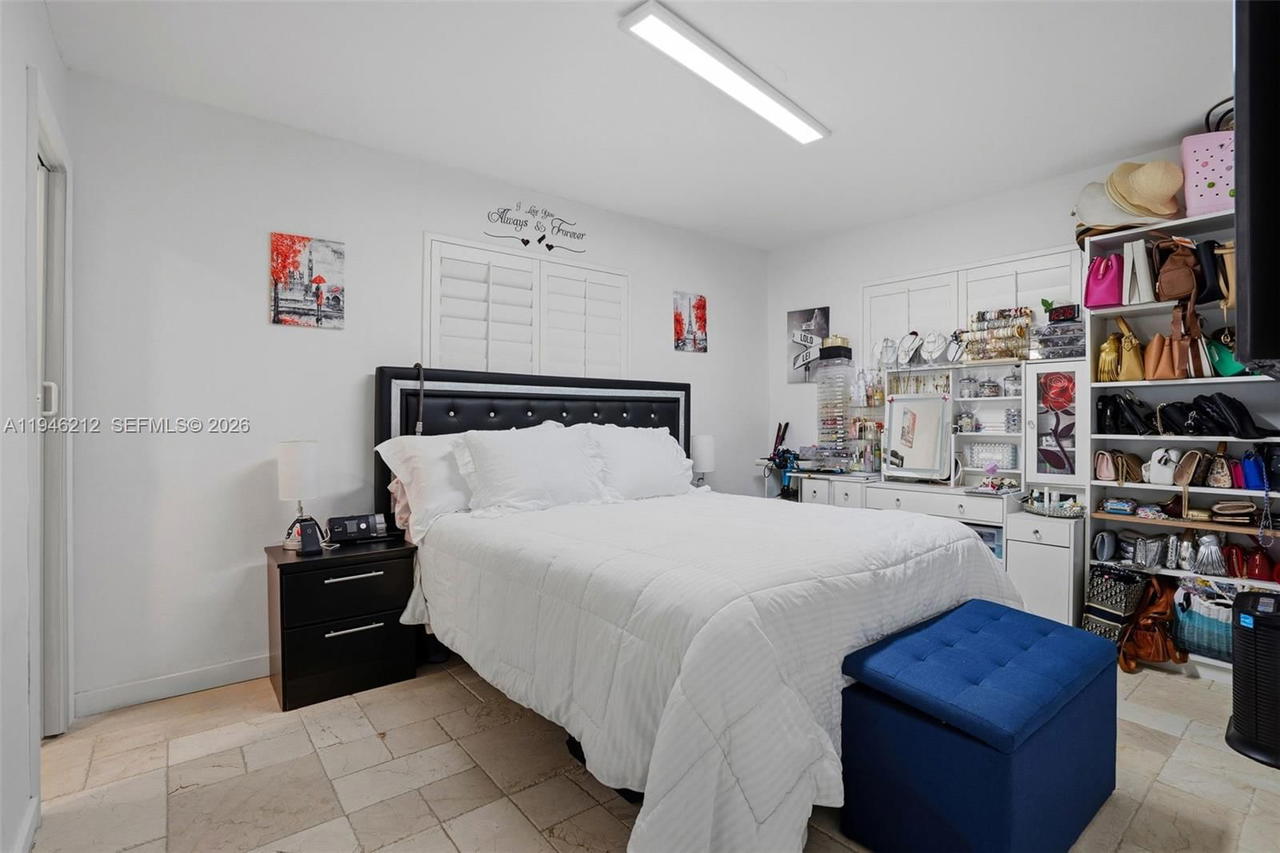 Real estate property located at 4335 98th Ct, Miami-dade, Plat Of Camner Terr, Miami, FL