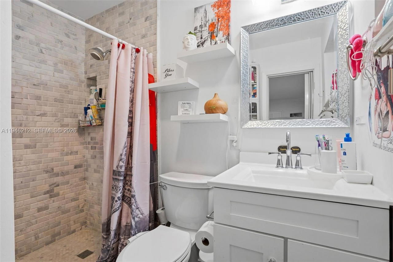 Real estate property located at 4335 98th Ct, Miami-dade, Plat Of Camner Terr, Miami, FL