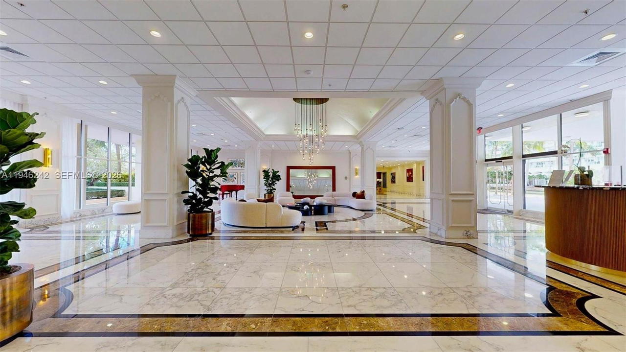Real estate property located at 5600 Collins Ave #10A, Miami-dade, 5600 Condo, Miami Beach, FL