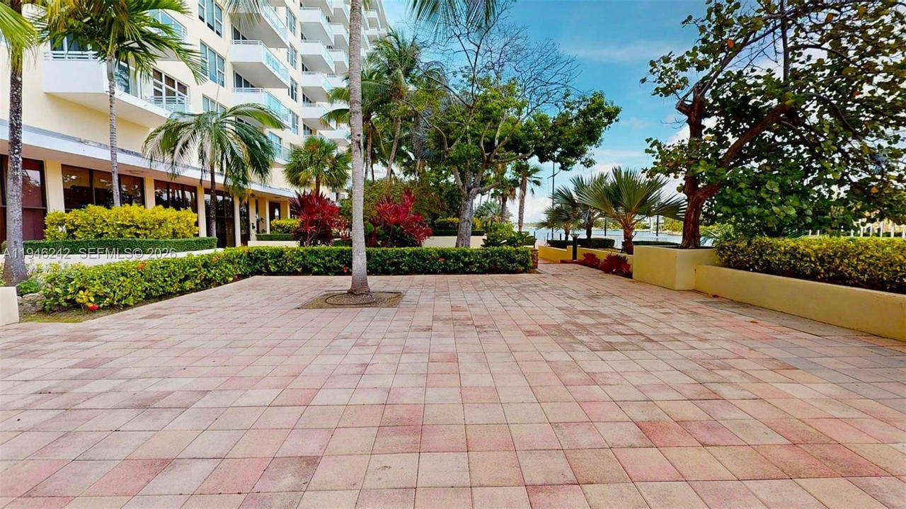 Real estate property located at 5600 Collins Ave #10A, Miami-dade, 5600 Condo, Miami Beach, FL
