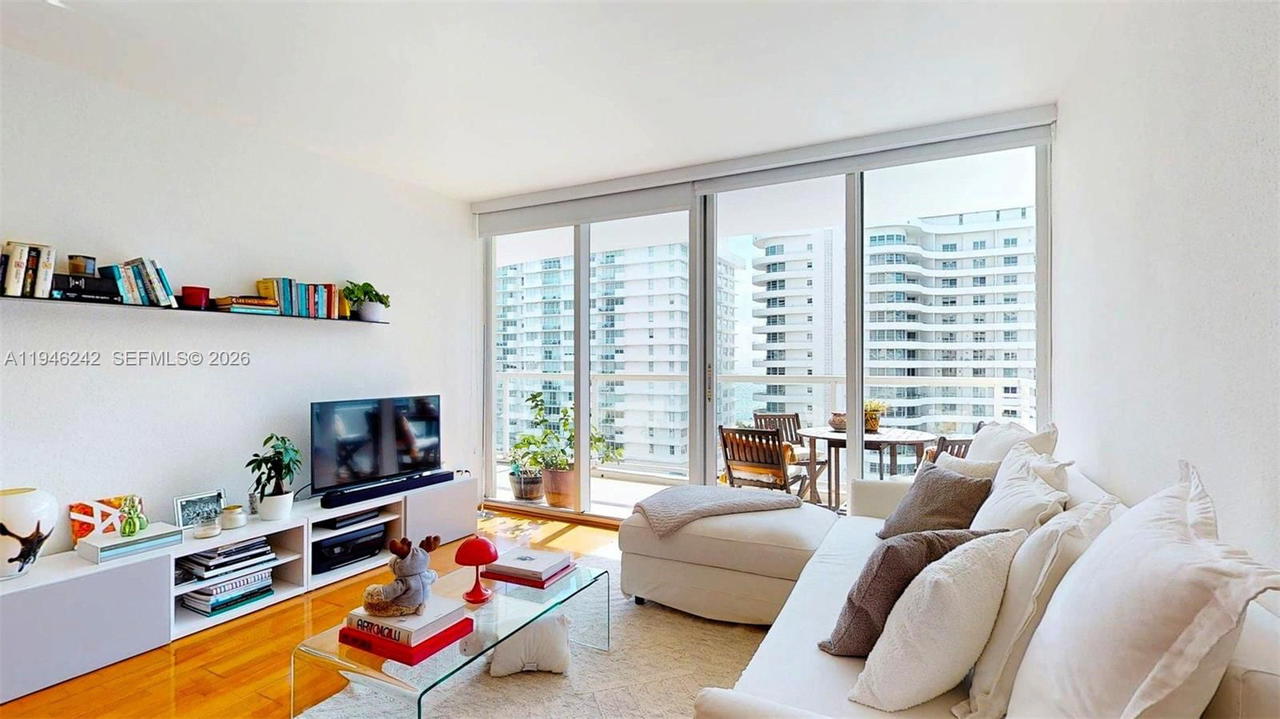 Real estate property located at 5600 Collins Ave #10A, Miami-dade, 5600 Condo, Miami Beach, FL