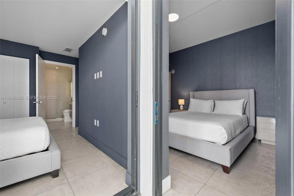 Real estate property located at 239 9th St #2303, Miami-dade, Smart Brickell, Miami, FL