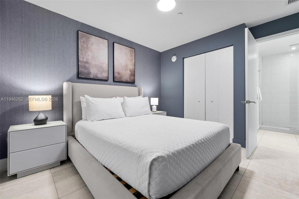 Real estate property located at 239 9th St #2303, Miami-dade, Smart Brickell, Miami, FL