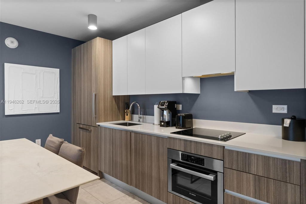 Real estate property located at 239 9th St #2303, Miami-dade, Smart Brickell, Miami, FL