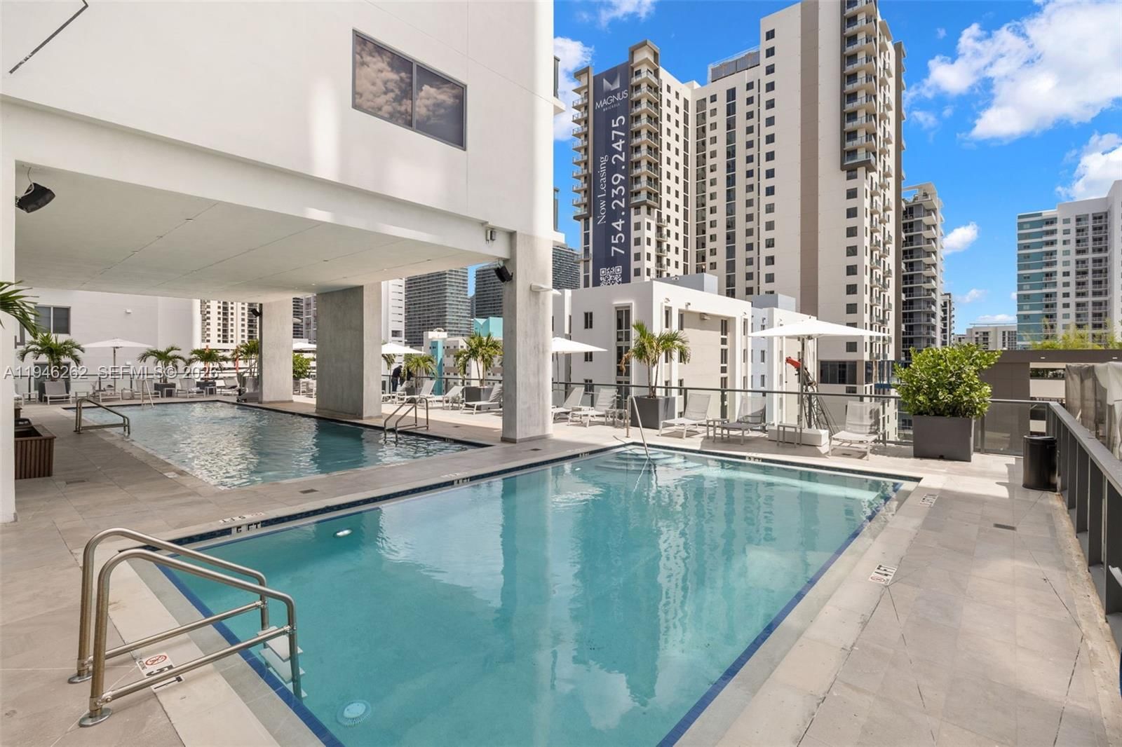 Real estate property located at 239 9th St #2303, Miami-dade, Smart Brickell, Miami, FL