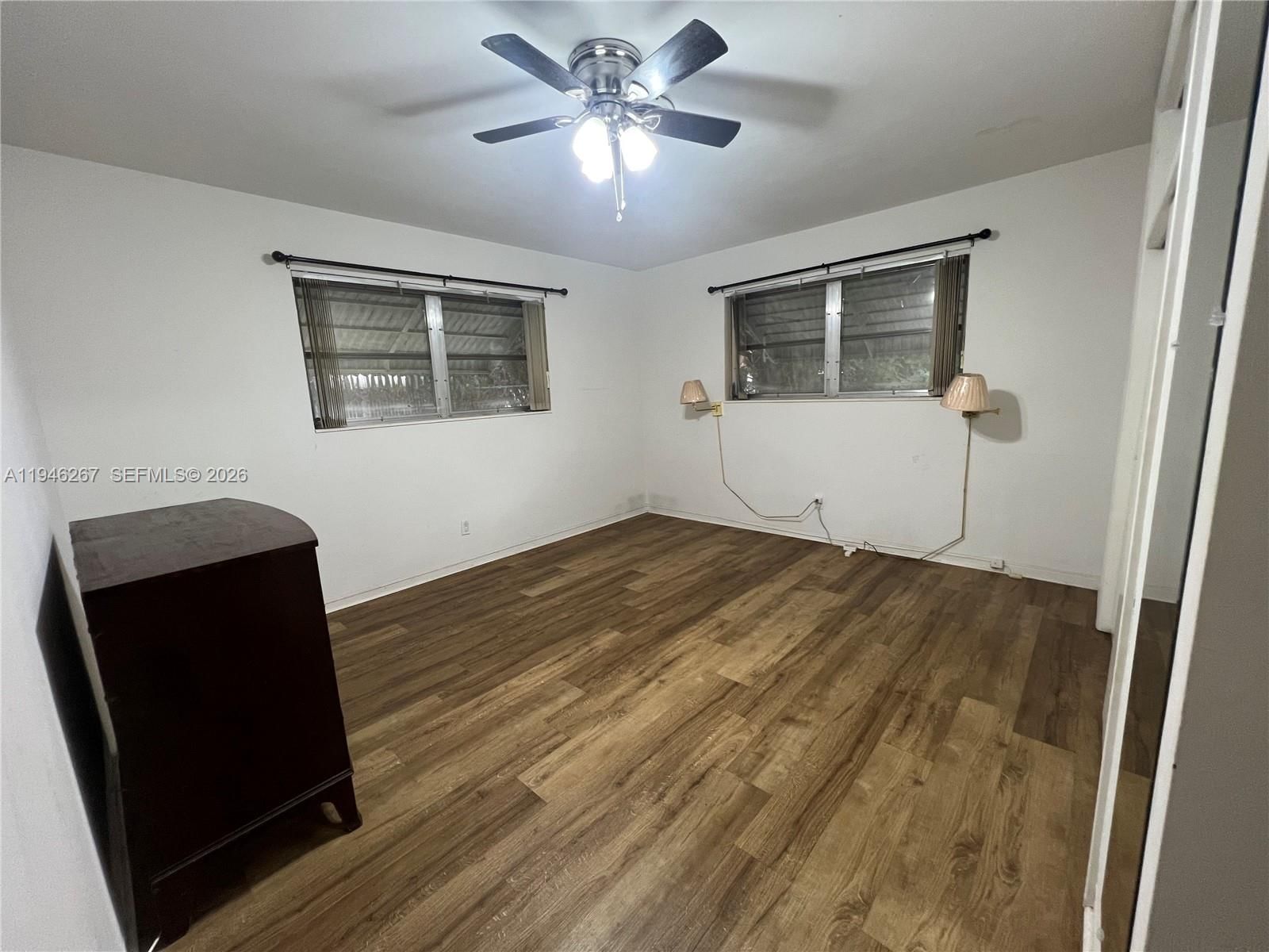 Real estate property located at 2702 Pierce St #5, Broward, Colonial Gardens Hollywood, Hollywood, FL
