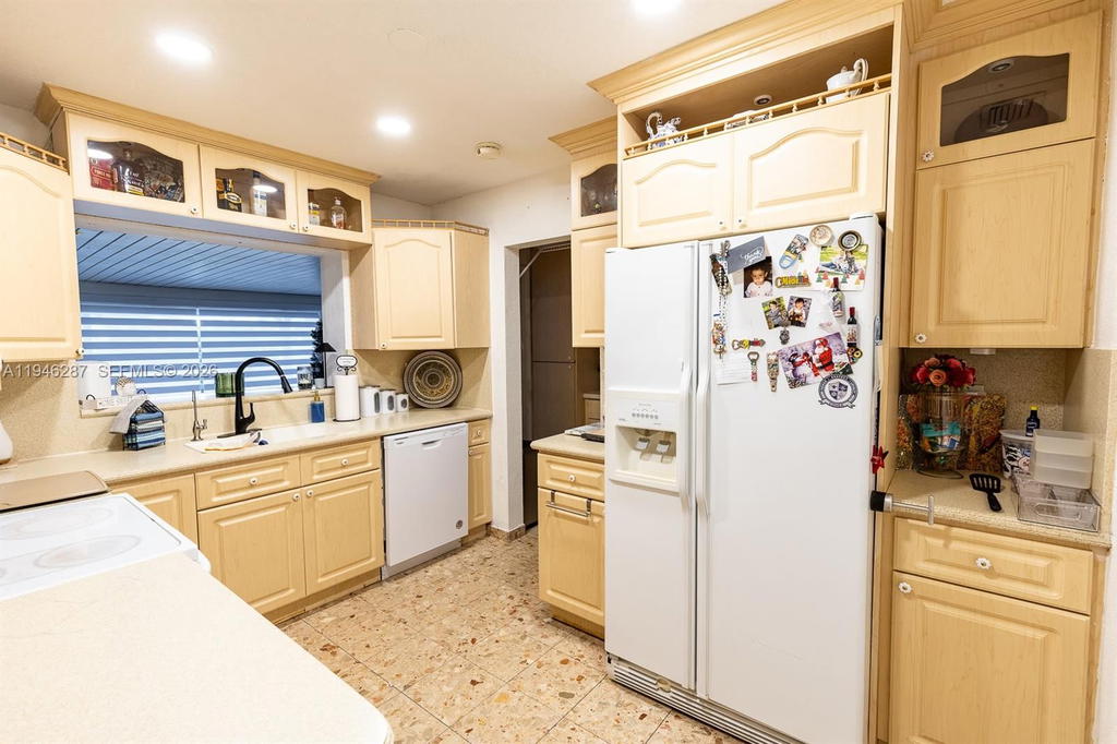 Real estate property located at 1243 78th St, Miami-dade, Palm Lakes Sec 1, Hialeah, FL