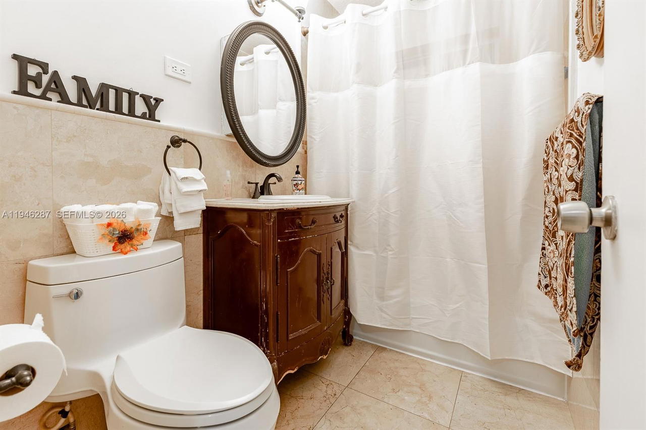 Real estate property located at 1243 78th St, Miami-dade, Palm Lakes Sec 1, Hialeah, FL