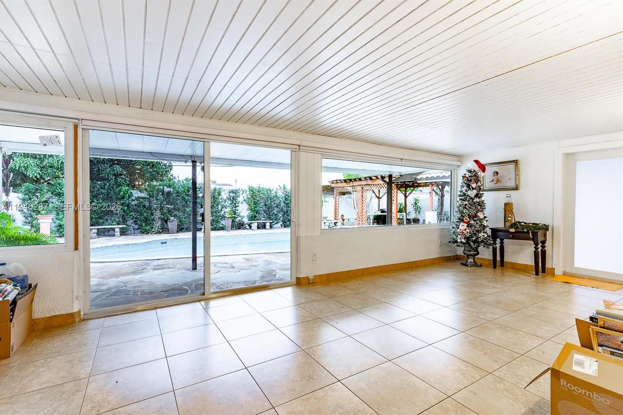 Real estate property located at 1243 78th St, Miami-dade, Palm Lakes Sec 1, Hialeah, FL