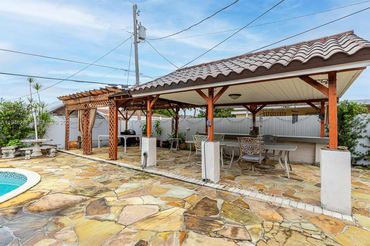 Real estate property located at 1243 78th St, Miami-dade, Palm Lakes Sec 1, Hialeah, FL