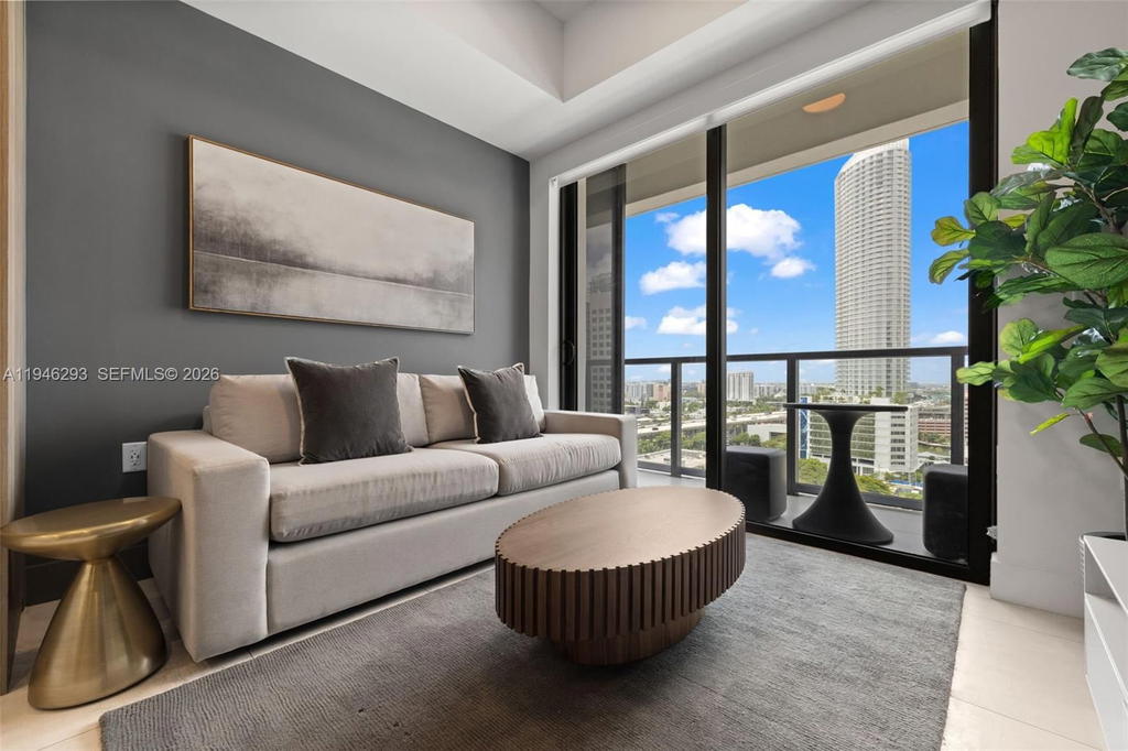 Real estate property located at 239 9th St #1604, Miami-dade, Smart Brickell, Miami, FL
