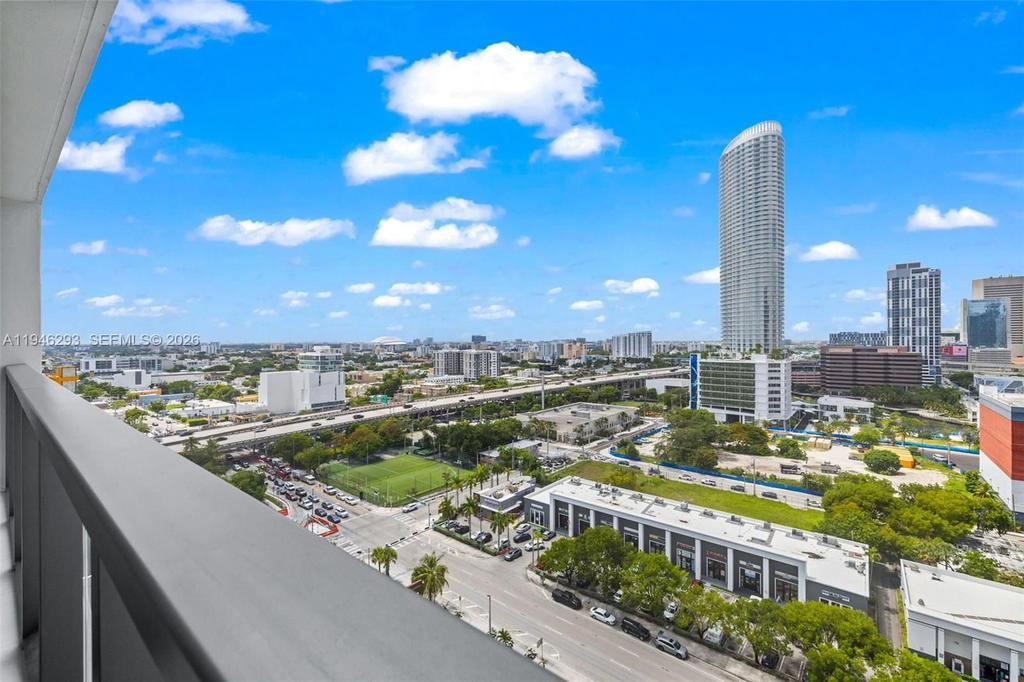 Real estate property located at 239 9th St #1604, Miami-dade, Smart Brickell, Miami, FL