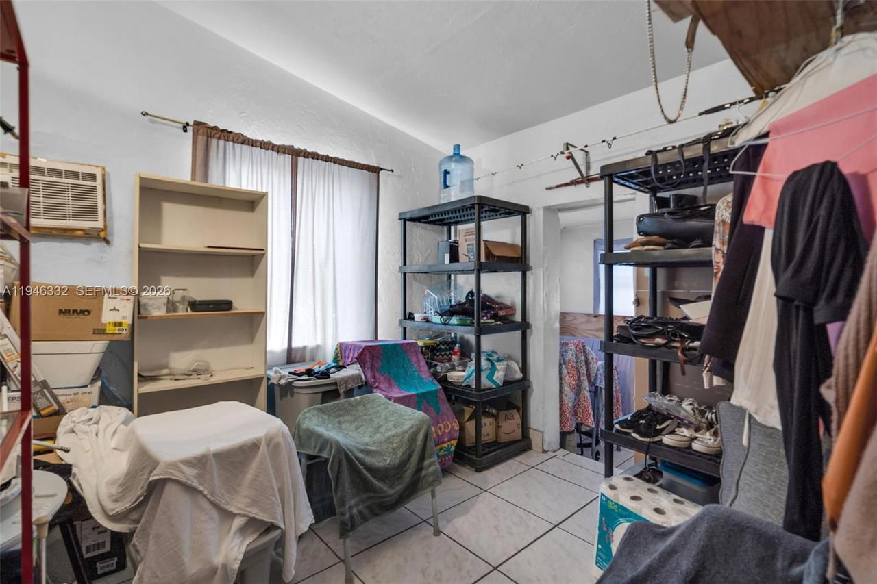 Real estate property located at 8400 24th Ct, Miami-dade, Bertha Park, Miami, FL