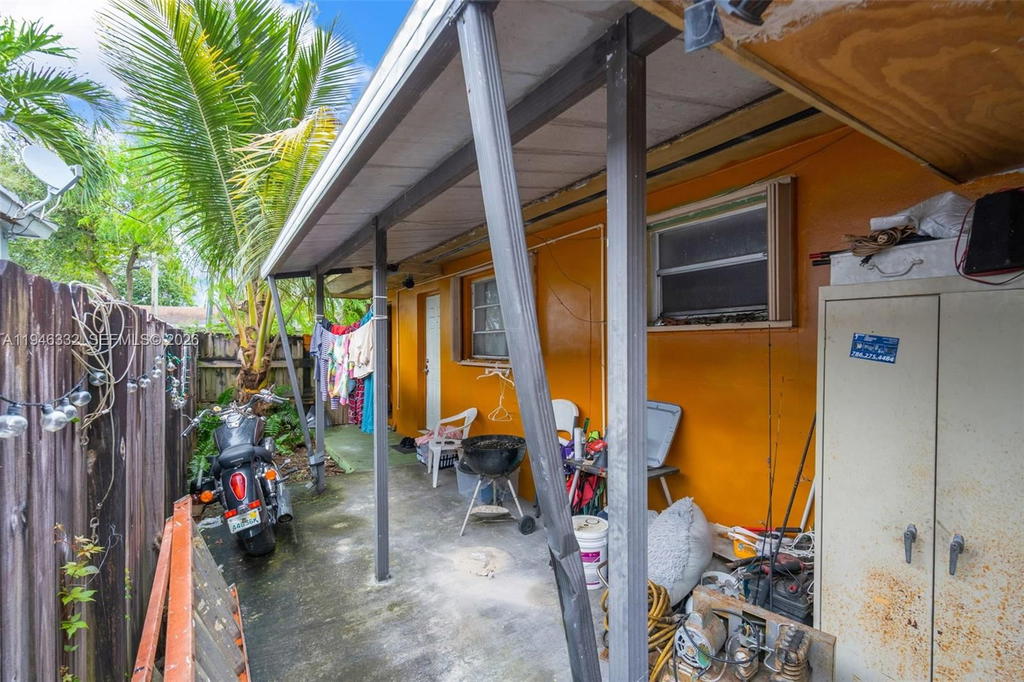 Real estate property located at 8400 24th Ct, Miami-dade, Bertha Park, Miami, FL
