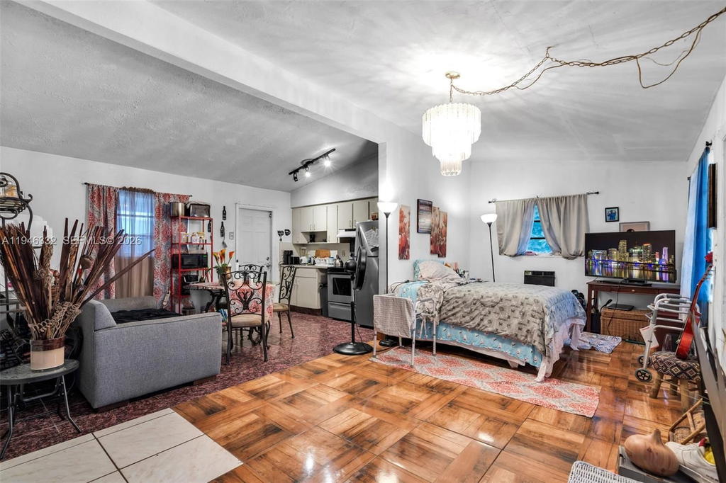 Real estate property located at 8400 24th Ct, Miami-dade, Bertha Park, Miami, FL