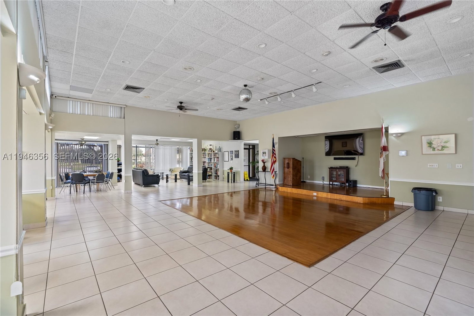Real estate property located at 6109 Ambertree Ln, Palm Beach, Buttonwood 1, Green Acres, FL