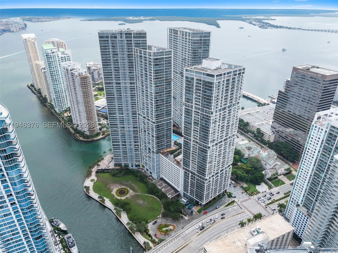 Real estate property located at 485 Brickell Ave #1804, Miami-dade, Icon Brickell Condo No 3, Miami, FL