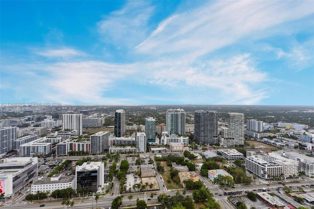 Real estate property located at 501 31 #4305, Miami-dade, Paraiso Bayviews, Miami, FL
