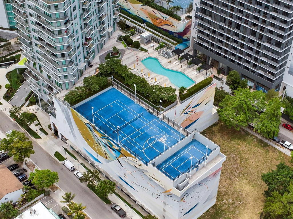 Real estate property located at 501 31 #4305, Miami-dade, Paraiso Bayviews, Miami, FL