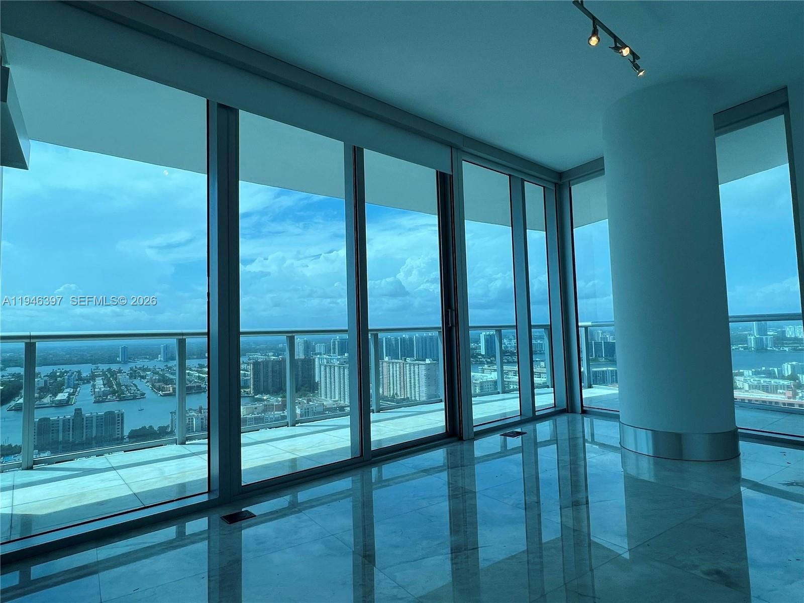 Real estate property located at 17001 Collins Ave #3808, Miami-dade, Jade Beach Condo, Sunny Isles Beach, FL