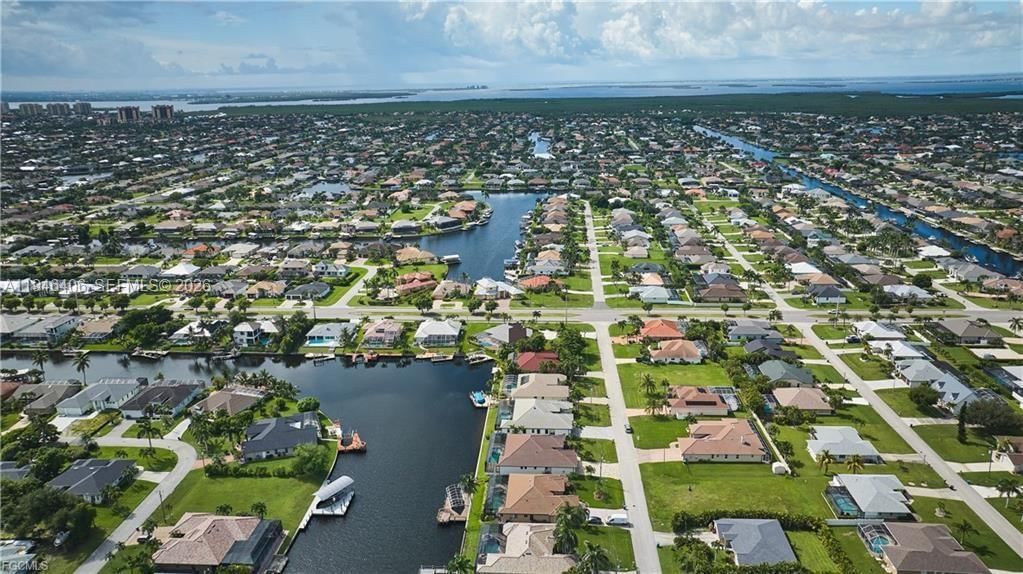 Real estate property located at 4724 23RD AVE, Lee, Cape Coral, Cape Coral, FL