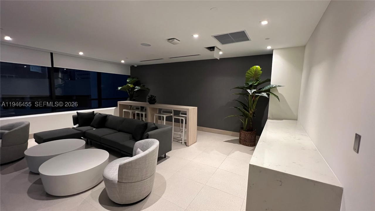Real estate property located at 225 Miami Ave #312, Miami-dade, District 225, Miami, FL
