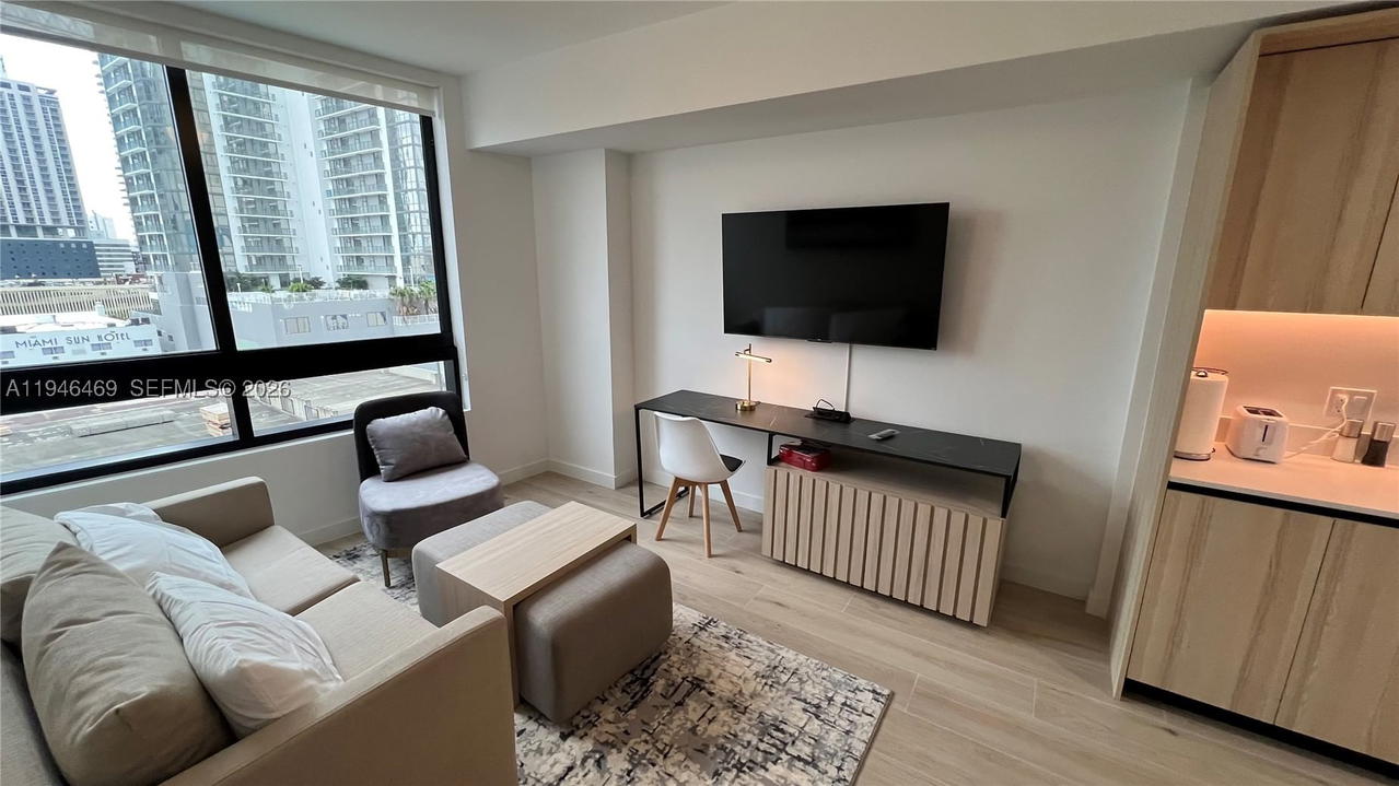 Real estate property located at 225 Miami Ave #905, Miami-dade, District 225, Miami, FL