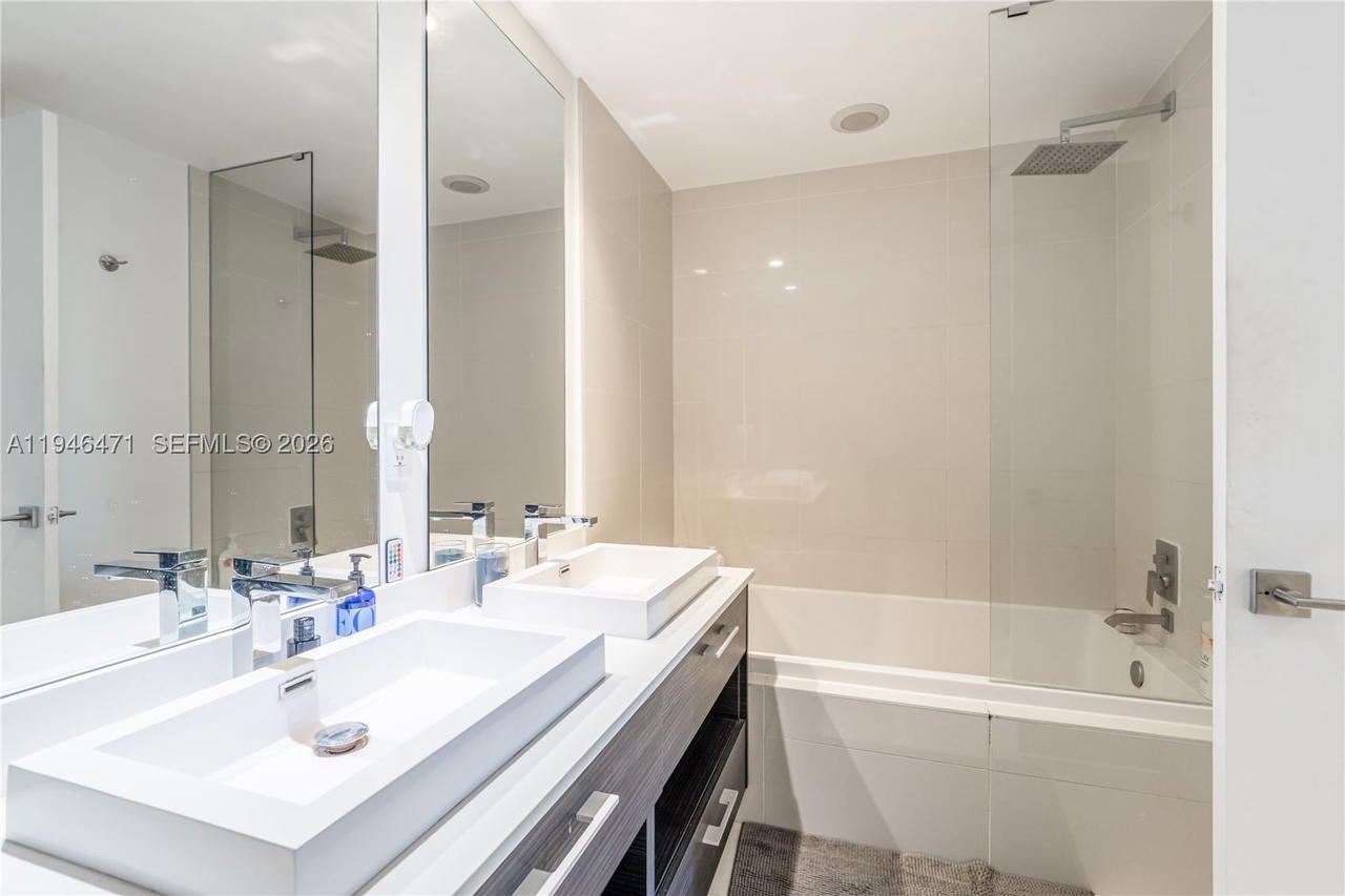 Real estate property located at 45 9th St #1205, Miami-dade, Brickell Heights East Con, Miami, FL