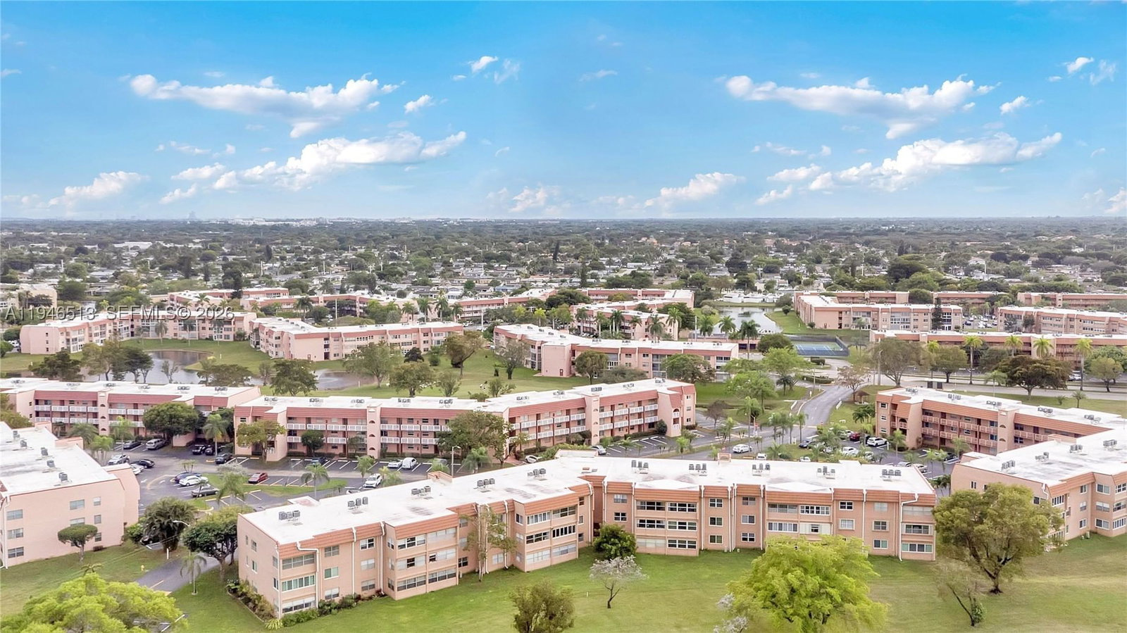 Real estate property located at 9721 Sunrise Lakes Blvd #201, Broward, Sunrise Lakes 135 Condo, Sunrise, FL