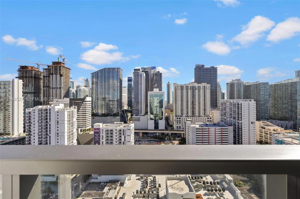 Real estate property located at 239 9th St #2304, Miami-dade, Smart Brickell, Miami, FL