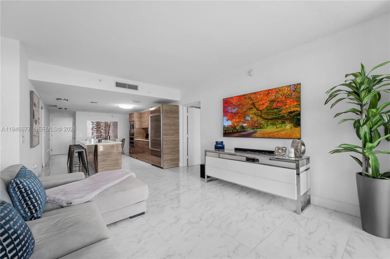 Real estate property located at 460 28th St #3002, Miami-dade, Icon Bay Condo, Miami, FL
