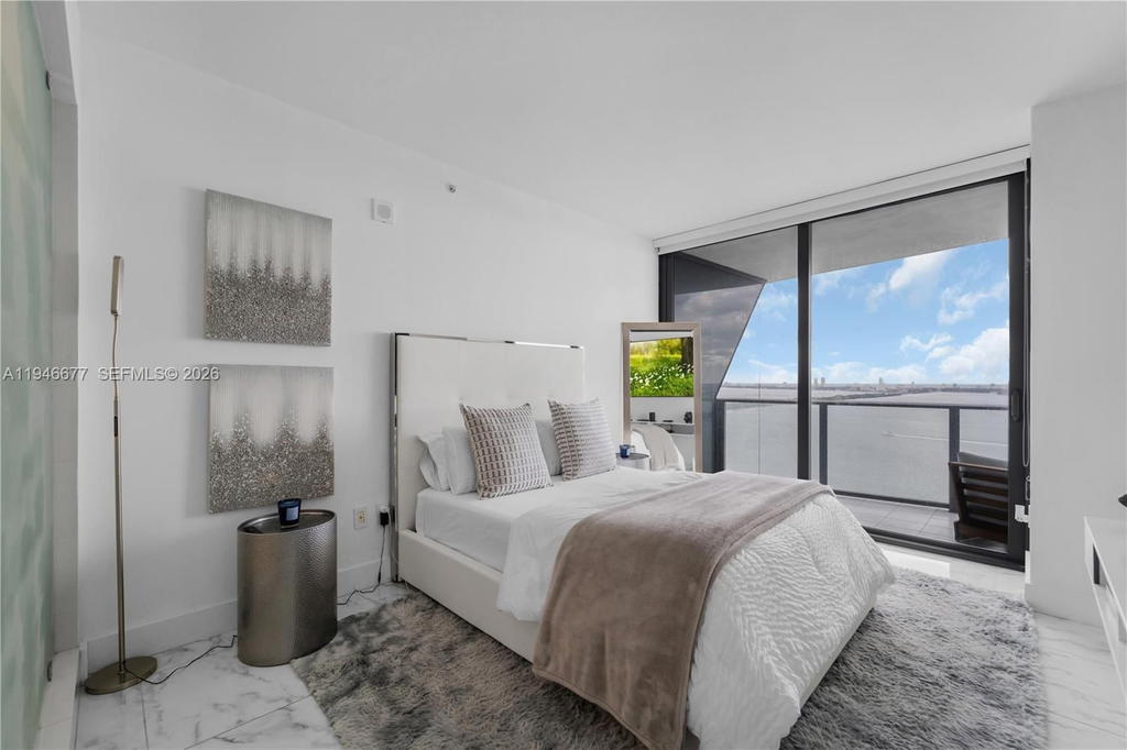 Real estate property located at 460 28th St #3002, Miami-dade, Icon Bay Condo, Miami, FL