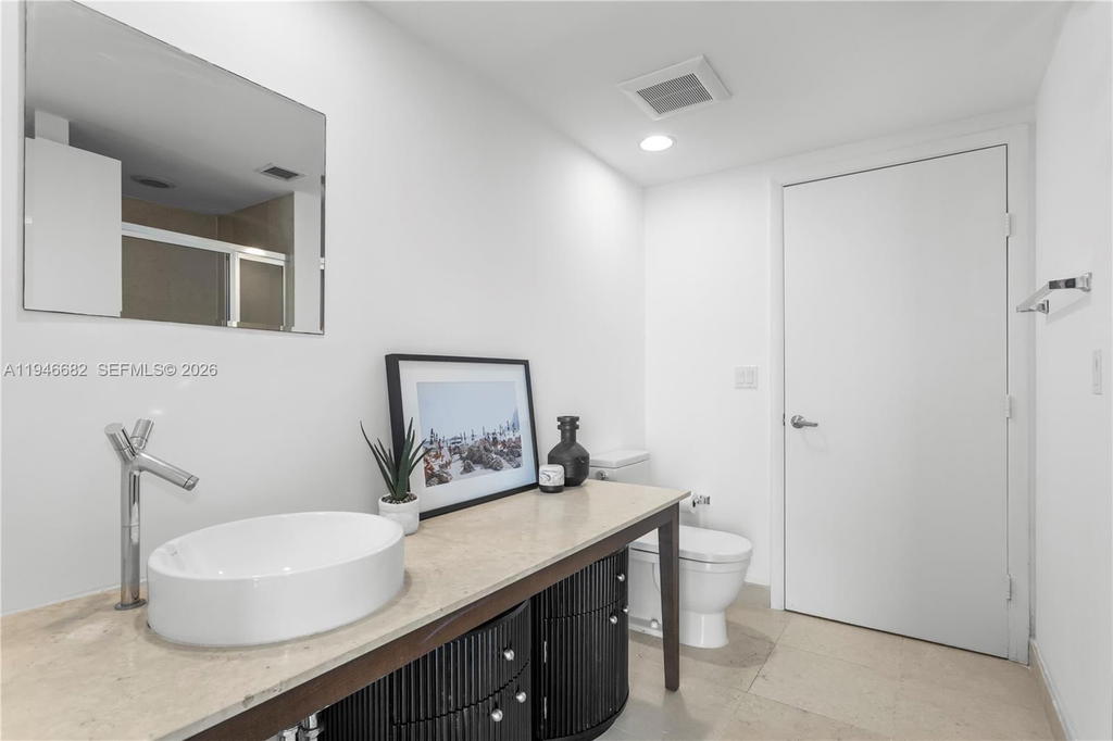 Real estate property located at 465 Brickell Ave #5505, Miami-dade, Iconbrickell Condo No 1, Miami, FL