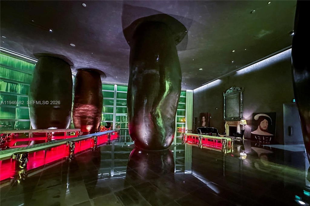 Real estate property located at 465 Brickell Ave #5505, Miami-dade, Iconbrickell Condo No 1, Miami, FL