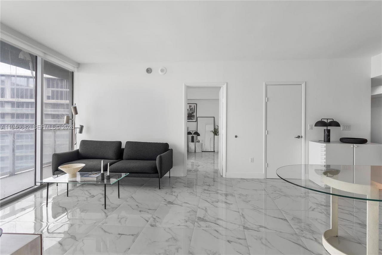 Real estate property located at 465 Brickell Ave #5505, Miami-dade, Iconbrickell Condo No 1, Miami, FL
