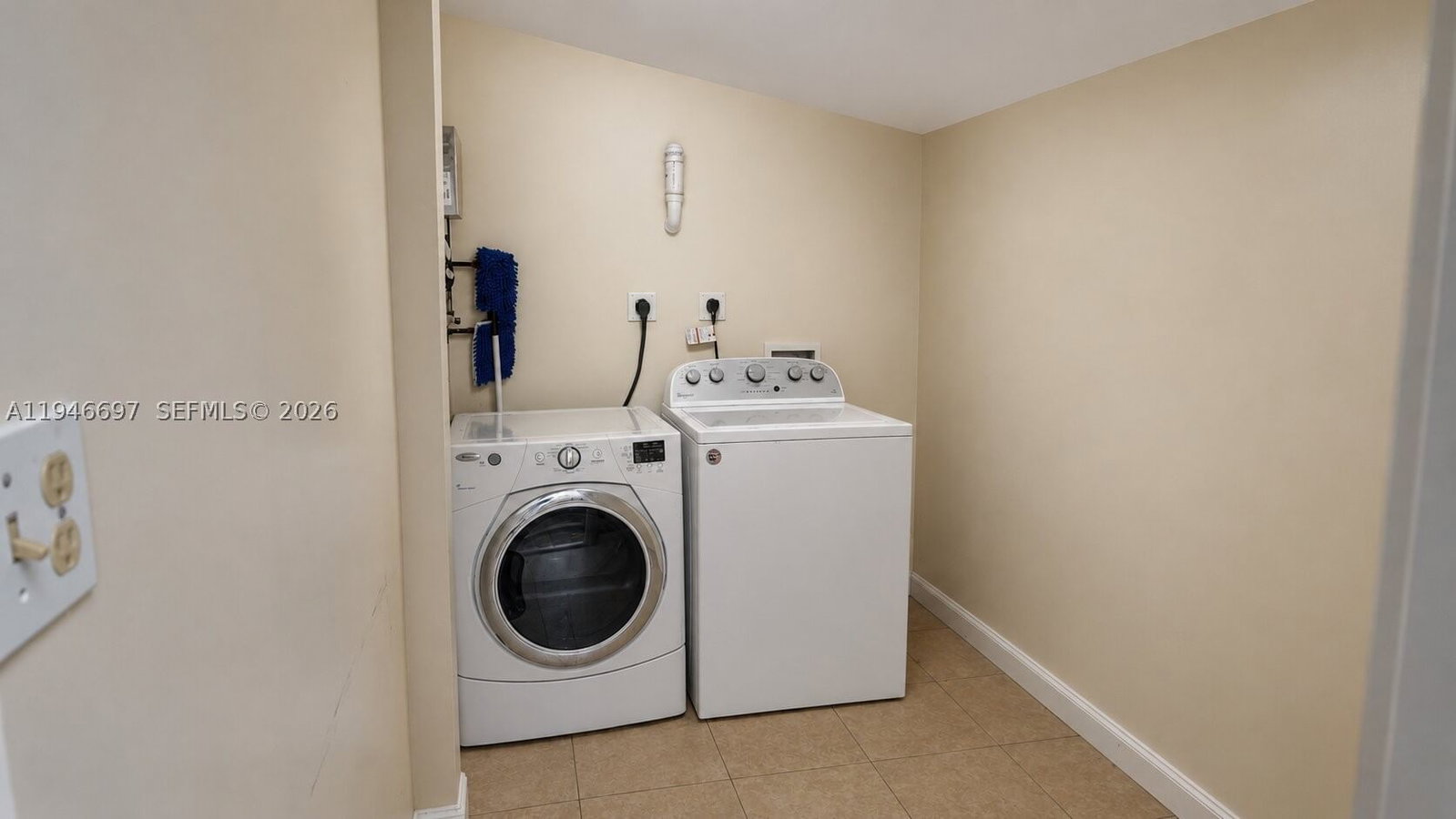 Real estate property located at 1726 Roosevelt St, Broward, Chattanooga Park, Hollywood, FL