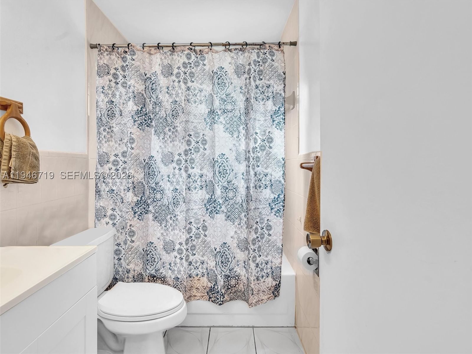 Real estate property located at 9401 14th Ct #224, Broward, Westview Condominium No F, Pembroke Pines, FL