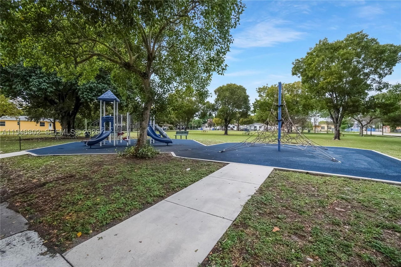 Real estate property located at 1151 45th St, Miami-dade, W Buena Vista Cen, Miami, FL