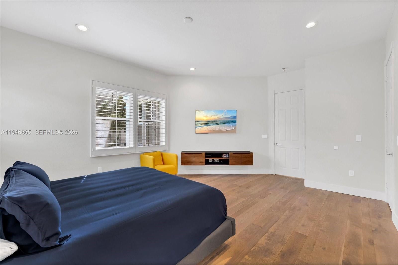 Real estate property located at 1469 Shoreline Way, Broward, Three Islands 3rd Section, Hollywood, FL