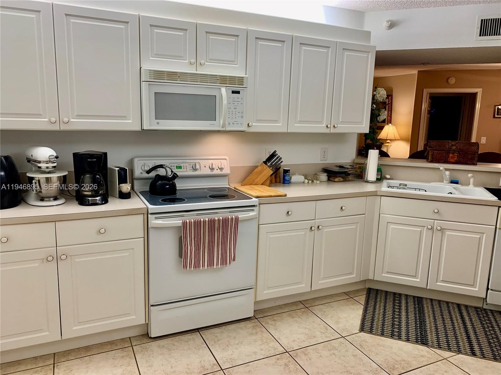 Real estate property located at 7751 Southampton Ter #310, Broward, Southampton Condominium H, Tamarac, FL