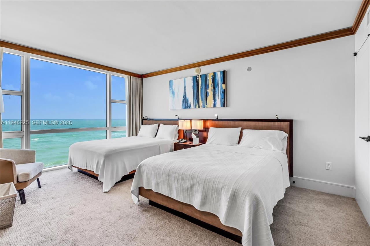 Real estate property located at 6801 Collins Ave #417 (404 Deed), Miami-dade, Central Carillon Beach Co, Miami Beach, FL