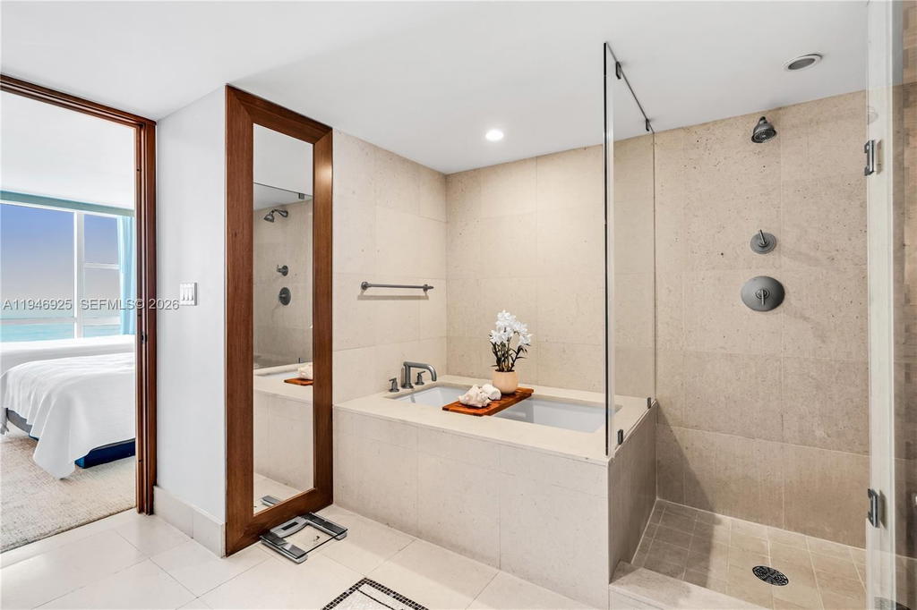 Real estate property located at 6801 Collins Ave #417 (404 Deed), Miami-dade, Central Carillon Beach Co, Miami Beach, FL