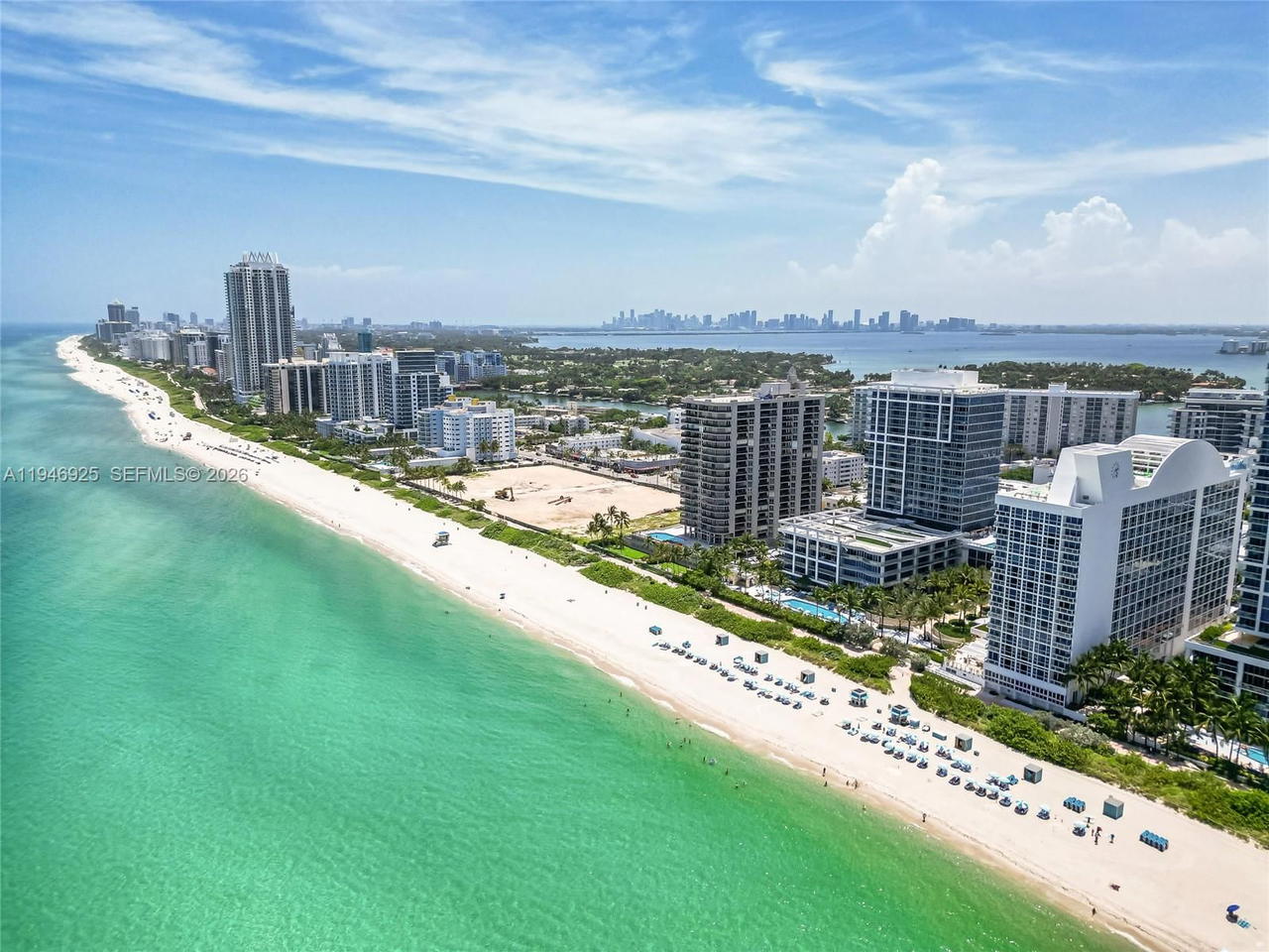 Real estate property located at 6801 Collins Ave #417 (404 Deed), Miami-dade, Central Carillon Beach Co, Miami Beach, FL